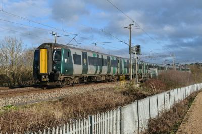 350403 at Kingsthorpe. &copy; llamafish