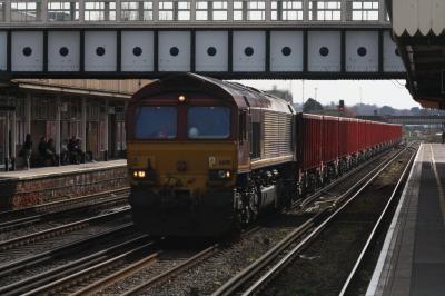 66110 at Eastleigh. &copy; paul67