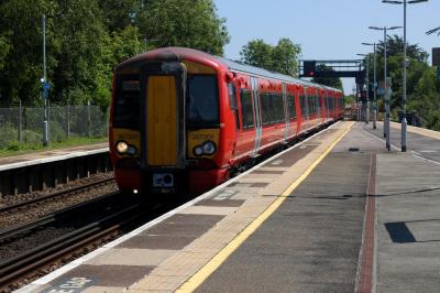 387201 at Barnham. &copy; South Coast Trainspotter