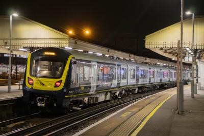 701010 at Clapham Junction. &copy; Zain