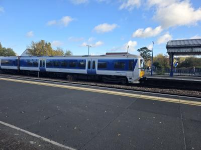58876 at Princes Risborough. &copy; MikeMOL