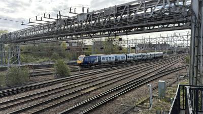 331102 at Crewe. &copy; Luivery