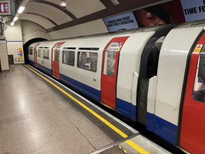 Earl's Court (LU) photo