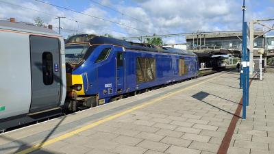 68022 at Stafford. &copy; Geoff