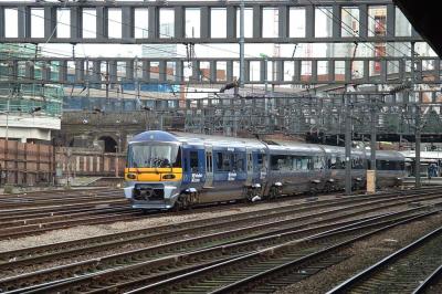 332011 at London Paddington. &copy; trainlogger