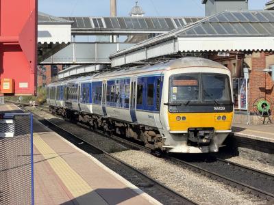 165029 at Aylesbury. &copy; Luivery