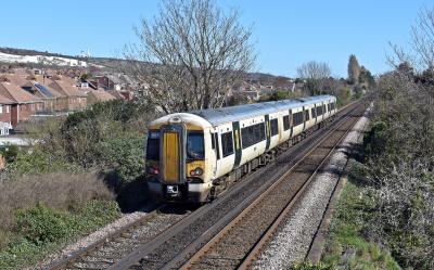 photo of 387128 at Portchester