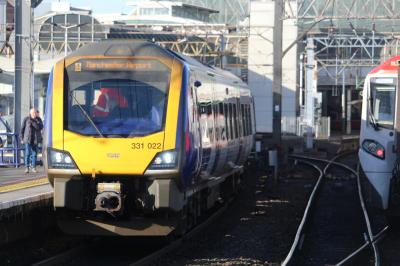 331022 at Manchester Piccadilly. &copy; ConnorsRailPhotography