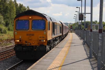 66784 at Chesterfield. &copy; South Coast Trainspotter