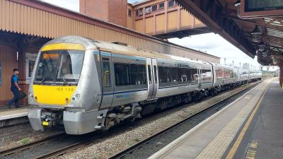 168108 at Birmingham Moor Street. &copy; MemberOfThePublic
