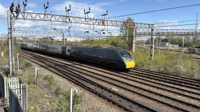 390008 at Crewe. &copy; Luivery