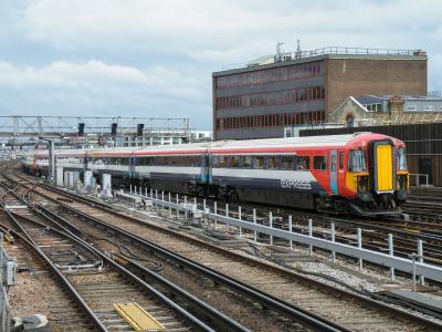 442407 at London Bridge. &copy; llamafish