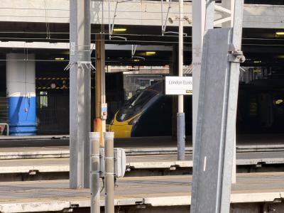 390044 at London Euston. &copy; Luivery