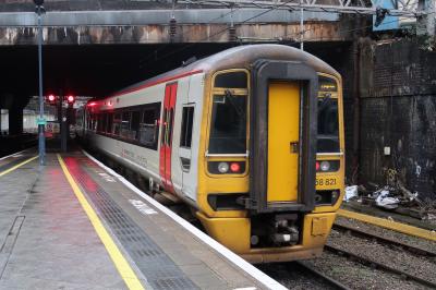 158821 at Birmingham New Street. &copy; Davejones12