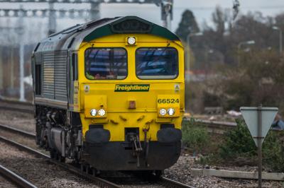 66524 at Didcot Parkway. &copy; Shotts