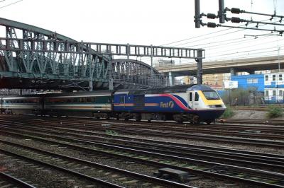 43025 at London Paddington. &copy; trainlogger