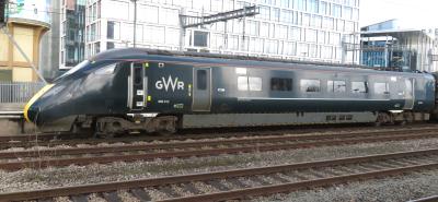 800012 at Cardiff Central. &copy; Geoff