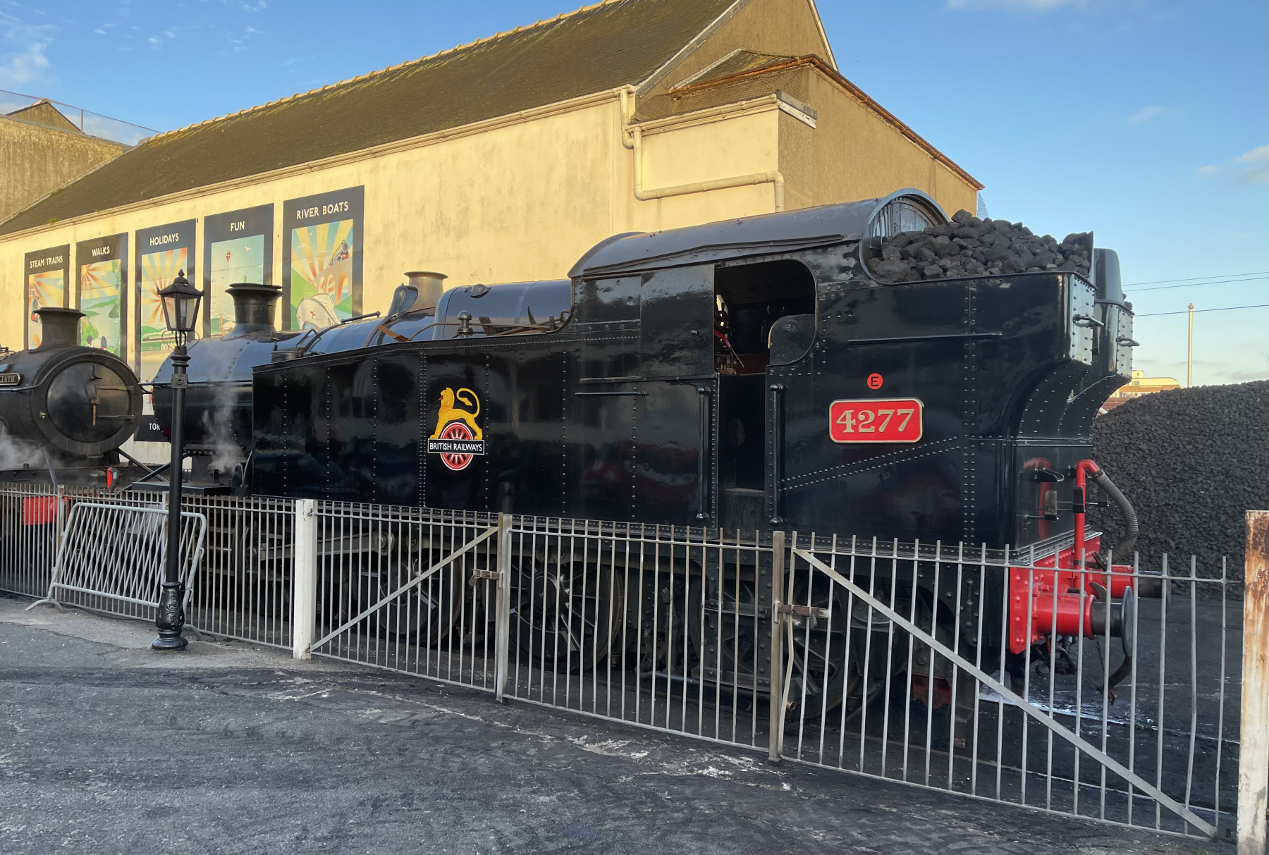 Photo of 4277 steam at Dartmouth Steam Railway - Paignton Queens Park ...