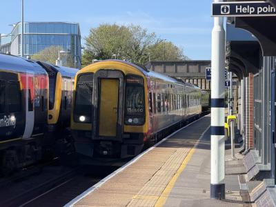 158880 at Southampton Airport Parkway. &copy; Luivery
