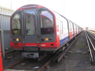 LU91065 at Hainault LU depot. &copy; Byron5574