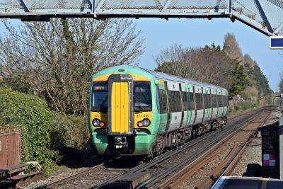 377418 at Portchester. &copy; Bestieboy