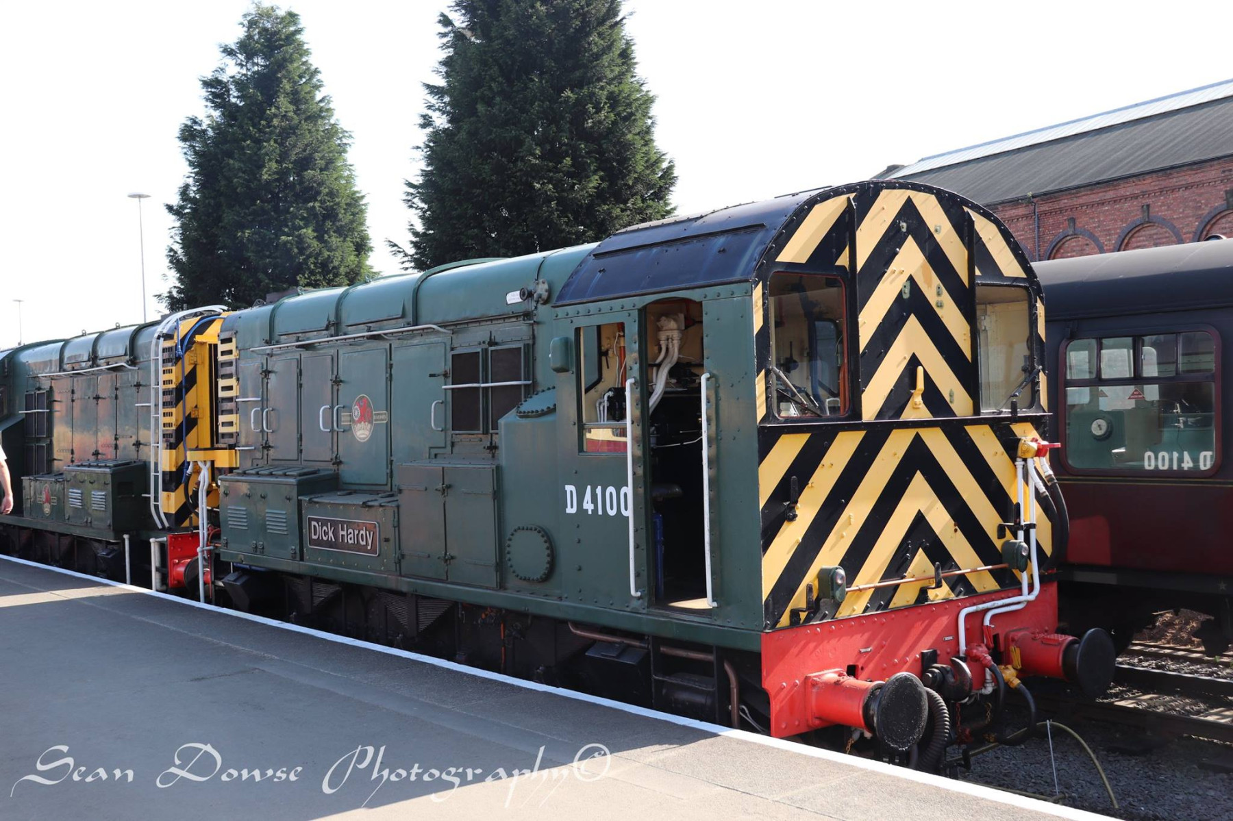 sean dowse's Photographs — trainlogger
