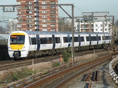 357214 at Shadwell. &copy; llamafish
