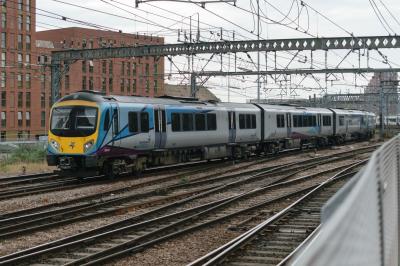 185148 at Leeds. &copy; llamafish