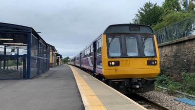 photo of 142078 at Ashton-under-Lyne