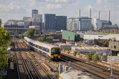 465911 at Wandsworth Road. &copy; Zain