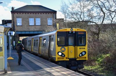507016 at Bank Hall. &copy; Brodie