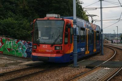 SYS 102 at Park Square Junction (Supertram). &copy; llamafish