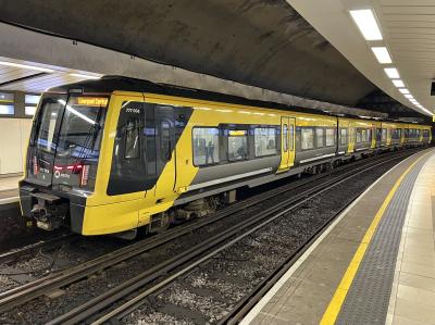 777006 at Hamilton Square. &copy; BigKev