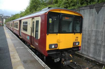 318254 at Dalmuir. &copy; Byron5574