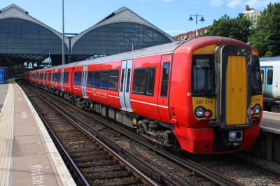 387214 at Brighton (East Sussex). © South Coast Trainspotter