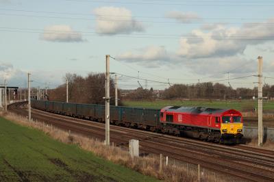 66092 at Winwick. &copy; stevexos