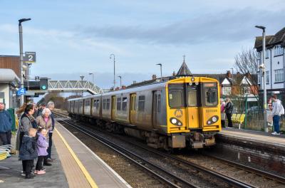 507029 at Ainsdale. &copy; Brodie