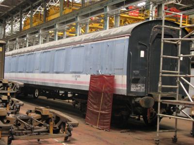975976 Coach at Eastleigh Works. &copy; Byron5574
