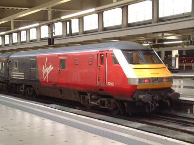 82118 at London Euston. &copy; Byron5574
