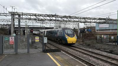 390125 at Nuneaton. &copy; Luivery