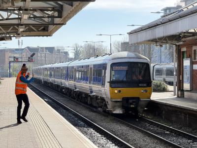 165036 at Aylesbury. &copy; Luivery