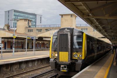 450039 at Woking. &copy; Zain