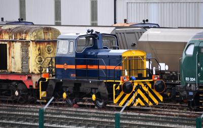 01530 at Worksop HNRC Depot. &copy; MJM