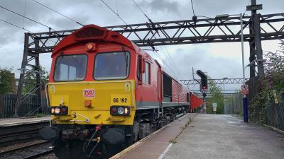 photo of 66192 at Guide Bridge