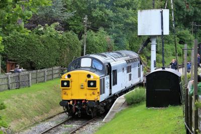 37075 at Keighley & Worth Valley Railway - Oxenhope. &copy; stevexos