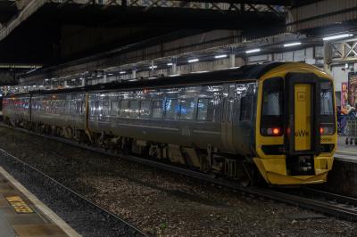 158958 at Exeter St Davids. &copy; Harry Bennellick