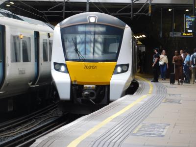 700151 at Farringdon. &copy; Trainman5862