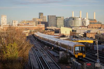 465909 at Wandsworth Road. &copy; Zain