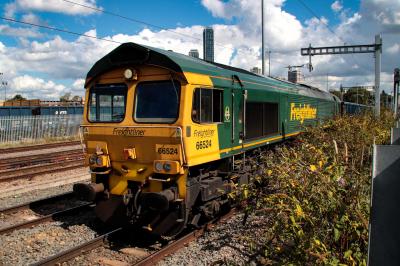 66524 at Acton Main Line. &copy; stevexos