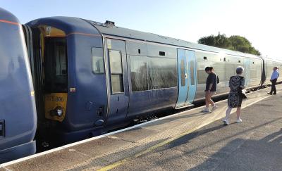 375806 at Tonbridge. &copy; Geoff